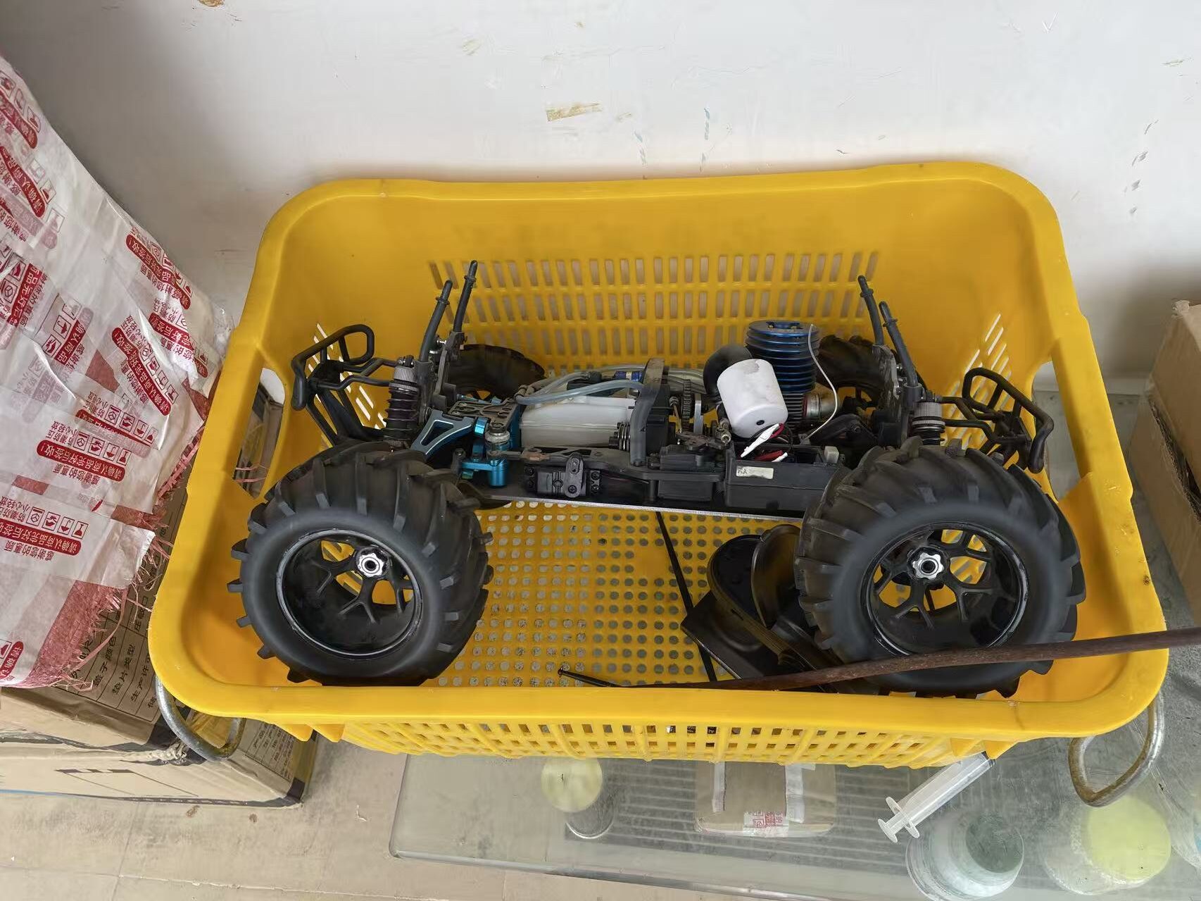 如何启动一个1:8的甲醇发动机遥控车HSP?点燃v0.3