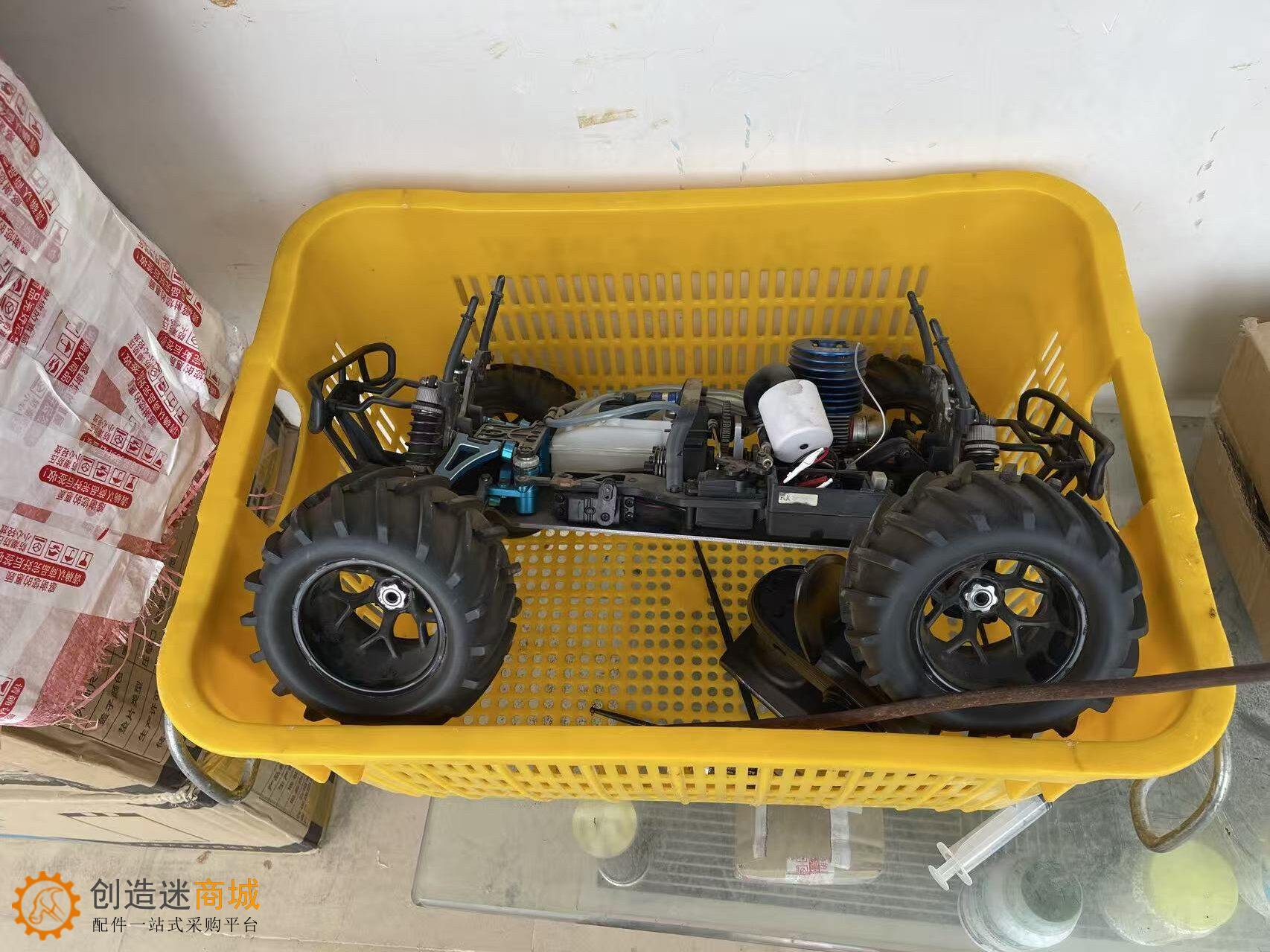 如何启动一个1:8的甲醇发动机遥控车HSP?点燃v0.3