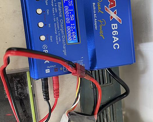 B6AC充电器的使用方法