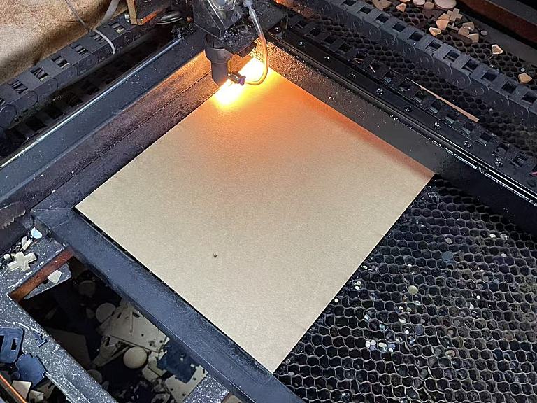 维修60w c02激光切割机，更换镜片v0.2