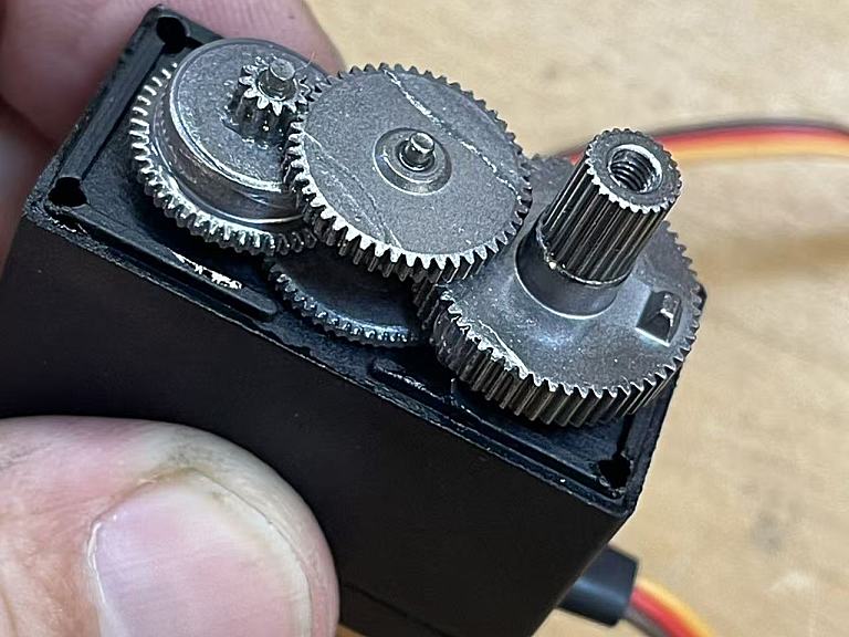 探秘舵机mg996 v0.1